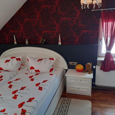 Gemuetliche Zimmer Kaisersesch Kültér fotó